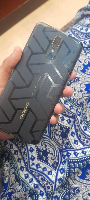 oppo f11 box pack & condition 10/9 1