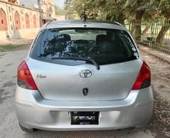 Toyota Vitz 2010