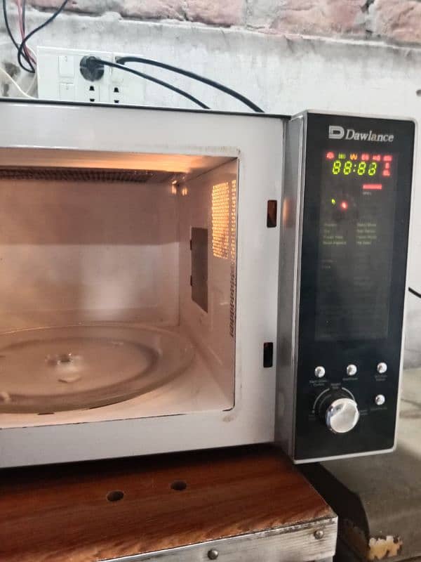 Microwave Big Size 9/10 2