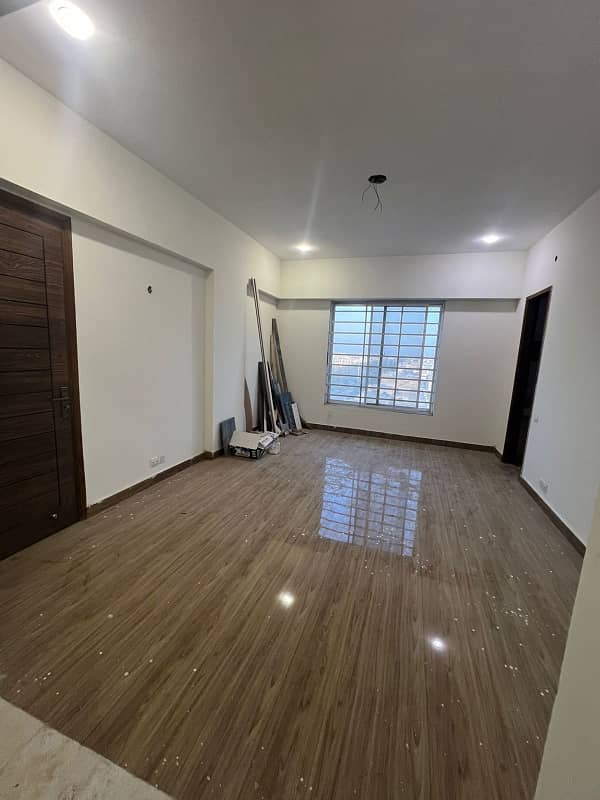 3 bed DD Flat Available For Rent in Gulistan e jauhar 5