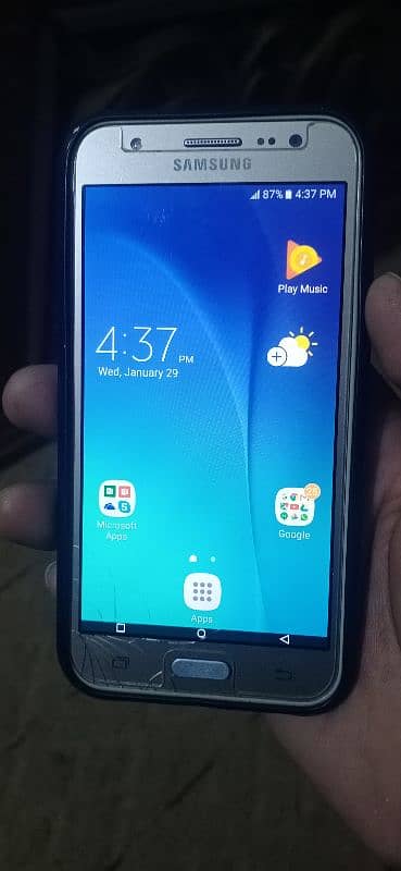 samsung j5 mobile urgent sale geniun condition 4