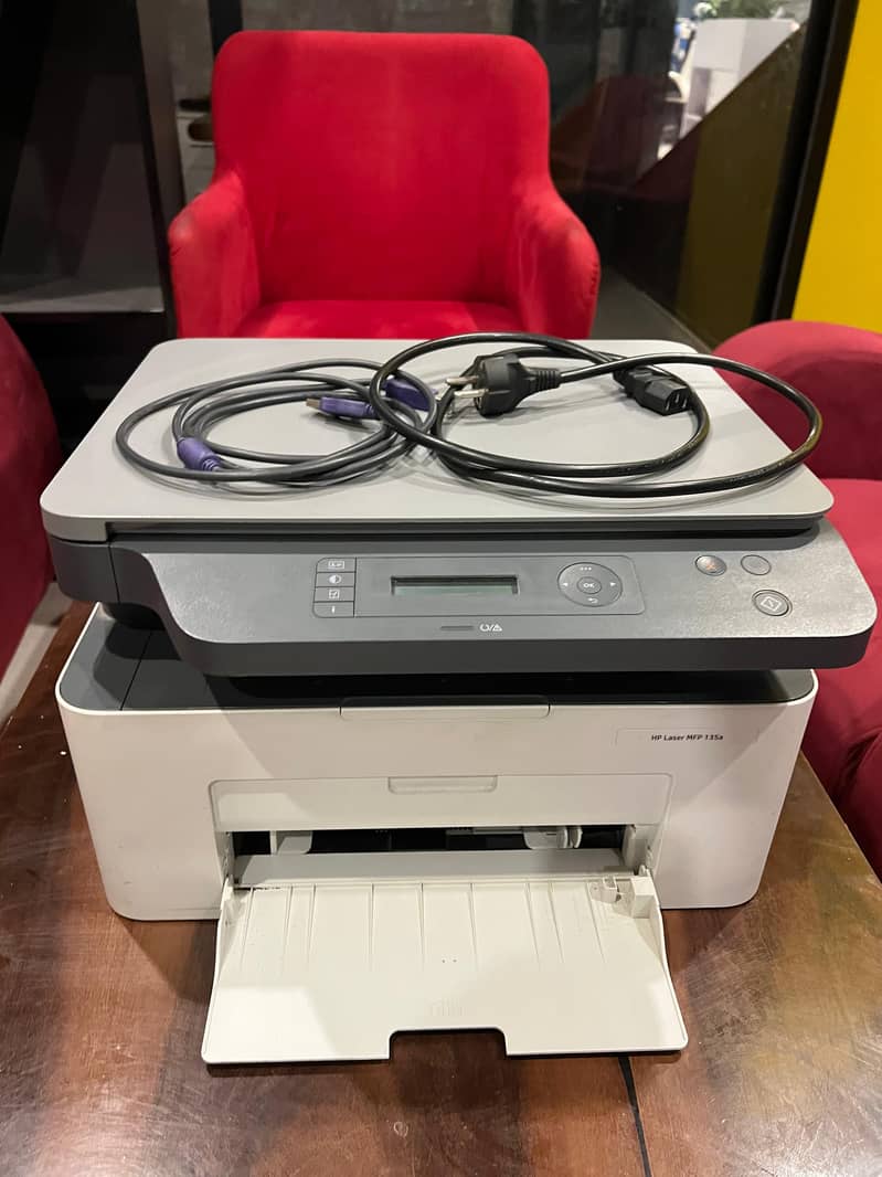 HP Laser MFP 135a 0