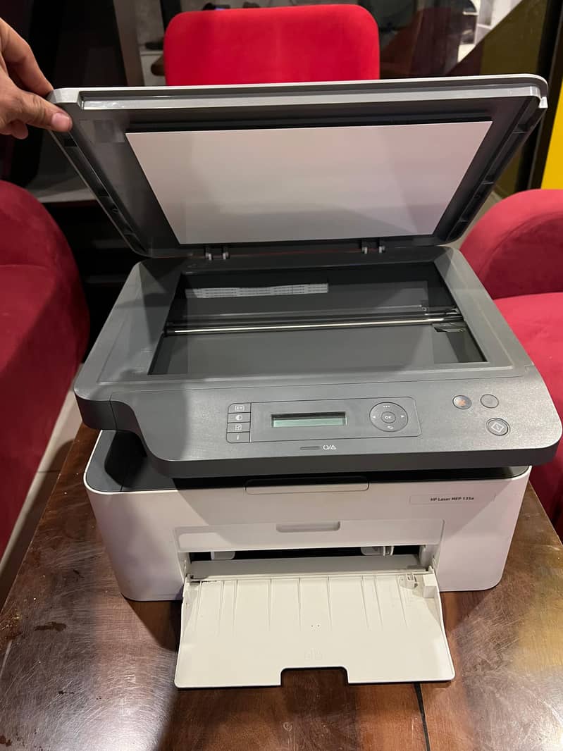 HP Laser MFP 135a 1