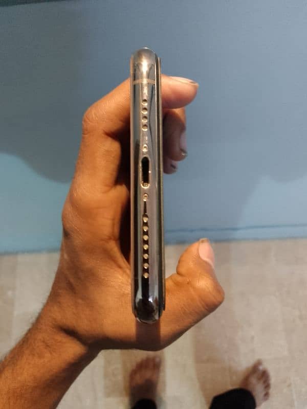 Non Pta IPhone XS Max 4