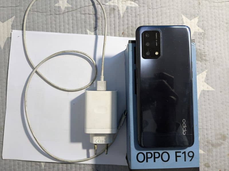 oppo F19 0