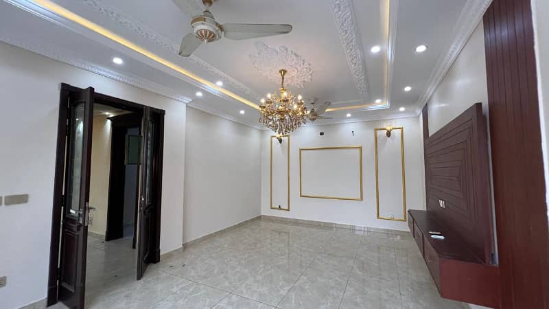 1 Kanal Brand New House For Sale In Lake City - Sector M-3 Near Ring Lahore 2