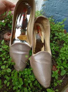 block heels golden clr