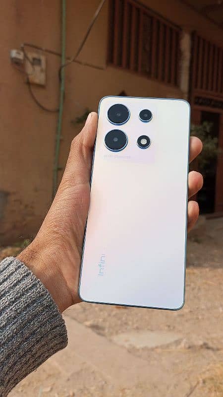 Infinix Note 30 1