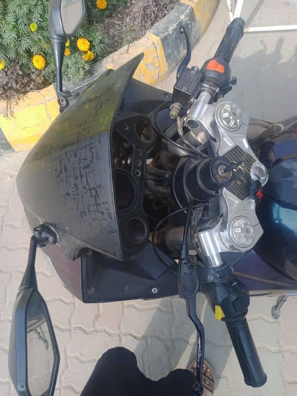 heavy bike 400 cc 2