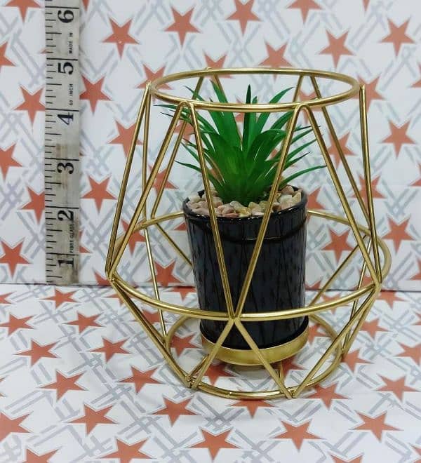 Fancy golden metal flower pot 2