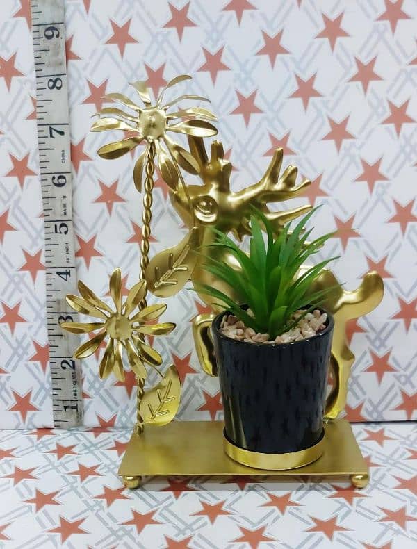 Fancy golden metal flower pot 5