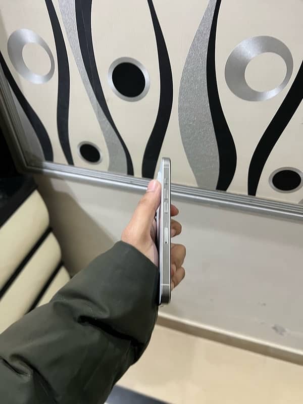 iphone 15 pro 128gb Non pta 2