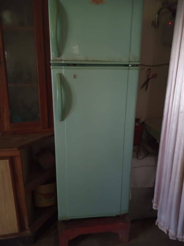 singer fridge for sale 0