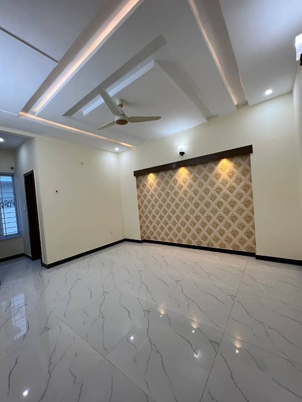 Brand New, 30x60, House Available for Rent with 6 Bedrooms in G-13, Islamabad 3