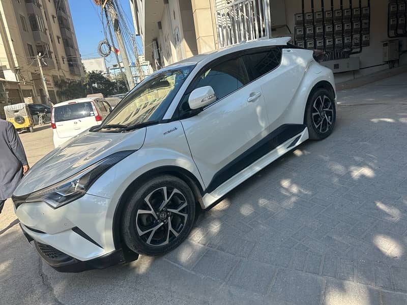 Toyota C-HR 2017 2