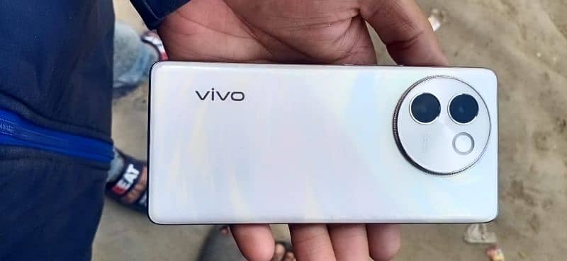 Vivo 30e 1