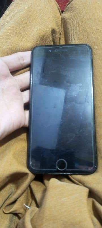 I phon7plus 128gb/PTA aproved 1