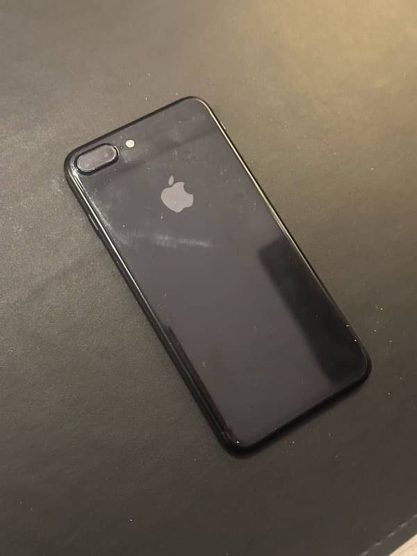 Iphone 7 plus jet black 11