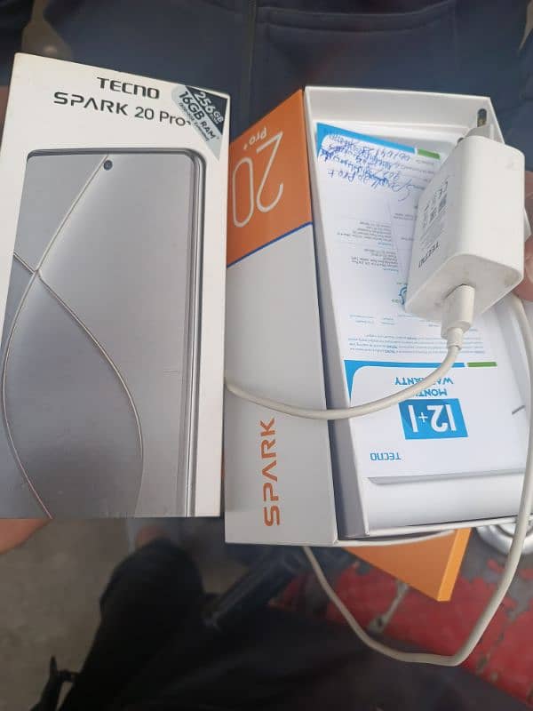 Tecno Spark 20 pro plus PTA APPROVED 8+8  256GB ROM With box charger 2