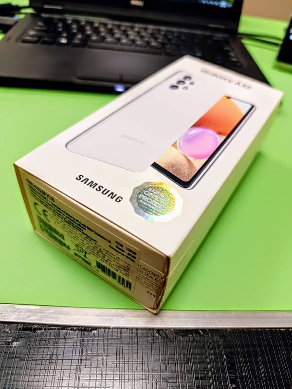 Samsung A32 with original box packaging charger and screen protector 2