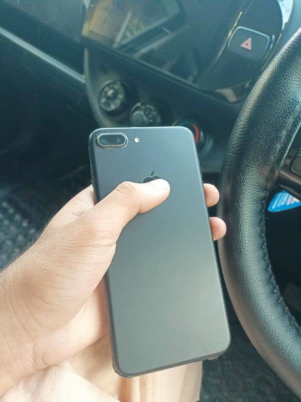 Iphone 7 plus PTA 128gb 2