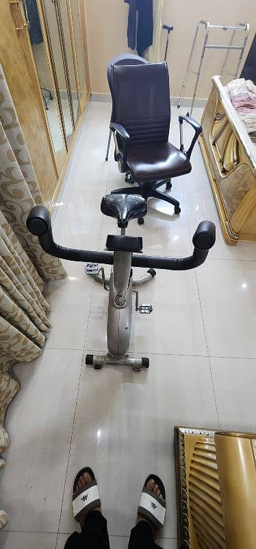 good running exercising bike in great condition 0