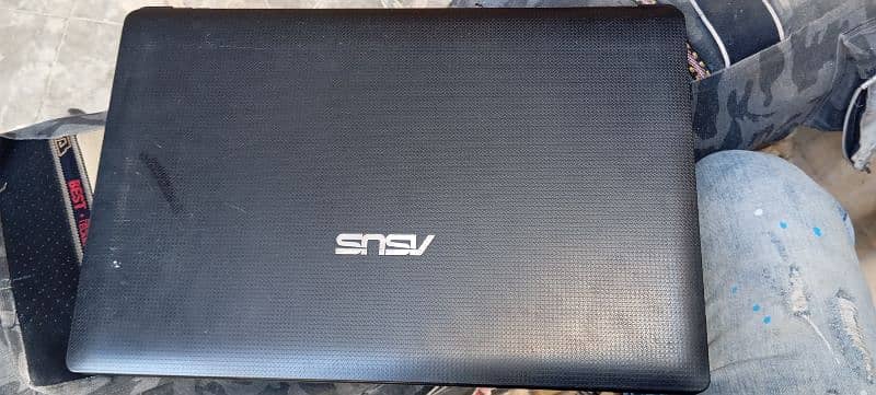 Asus laptop 1