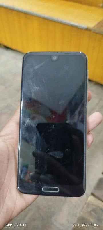 Aquos R2 just back creak 63 Gb non pta 1