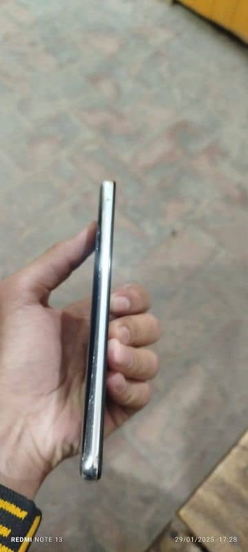 Aquos R2 just back creak 63 Gb non pta 4