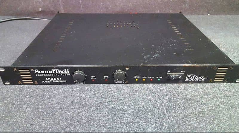 soundtech power ampilifier 1