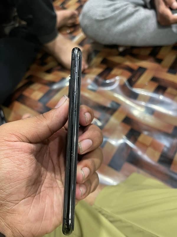 iphone X 64 gb pta Approved 3