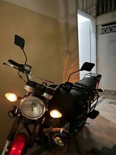 Suzuki GS 150 SE 2022