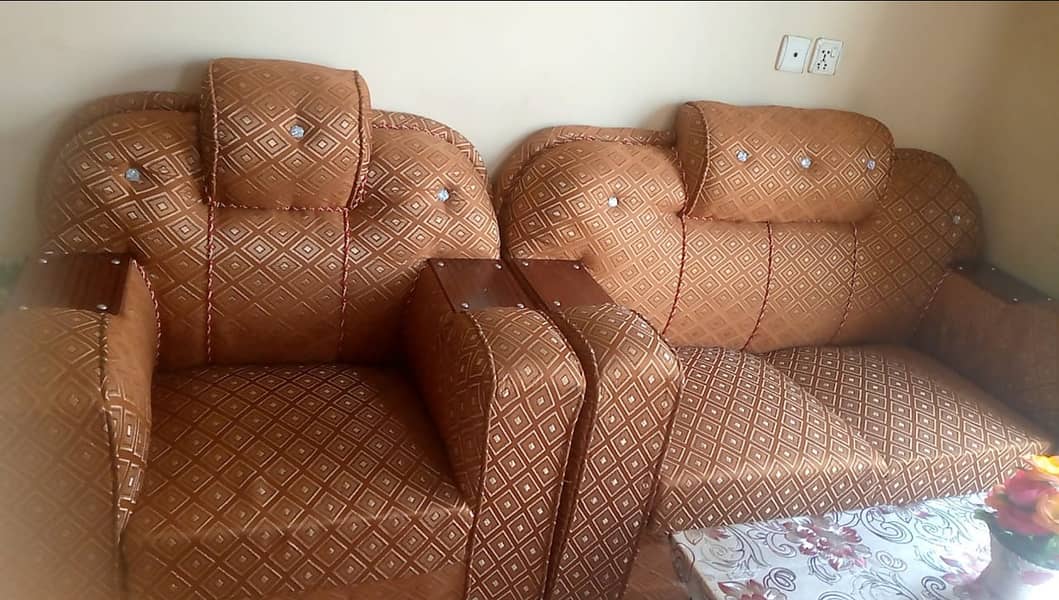 6 Seater sofa set is available for sale 1