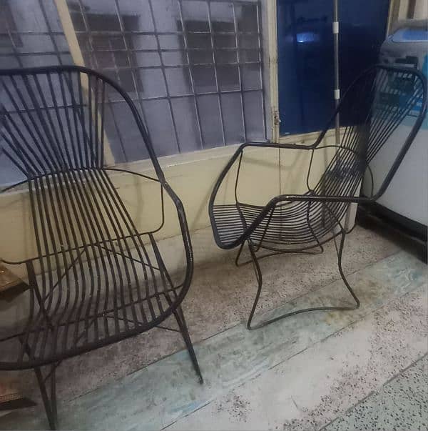 solid iron chairs 1