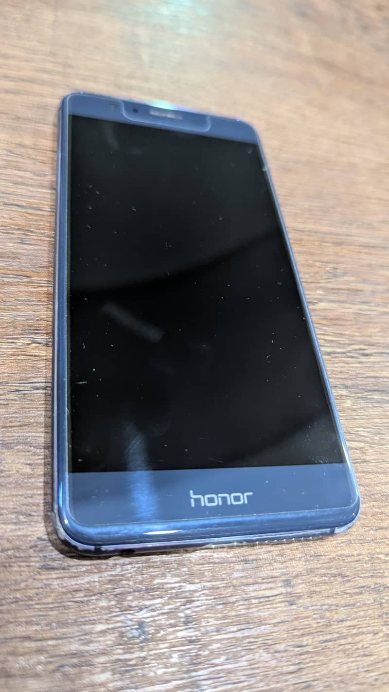 HONOR 8 for Sale – PTA APPROVED 0