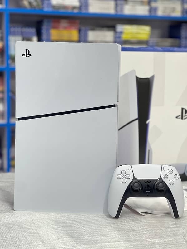 PS5 Slim 1TB UK Disc Edition Slightly Used Available 4