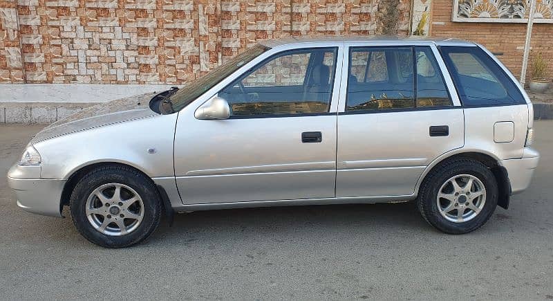 SUZUKI CULTUS VXR LIMITED EDITION MODEL 2017 ORIGNAL 6