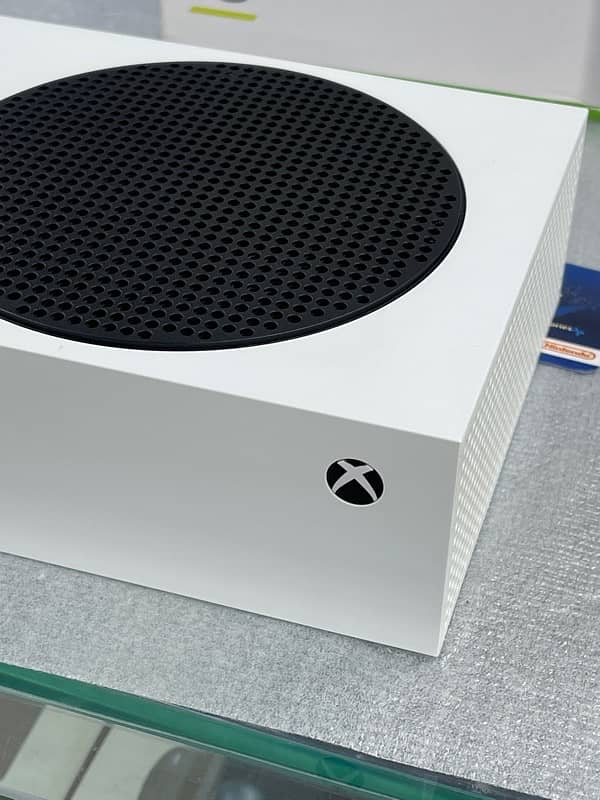 Xbox Series S 512GB Just Like Brand New 1