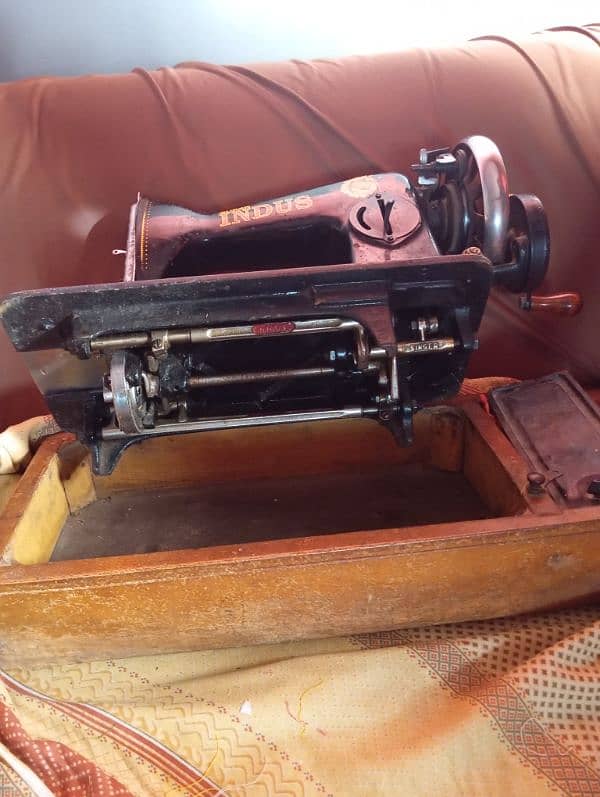 Indus ki original  silai machine 3