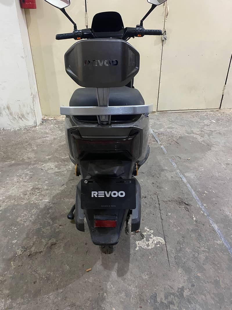 REVOO Scooty Urgent For Sale | Scooty In Bikes | Scooters 5