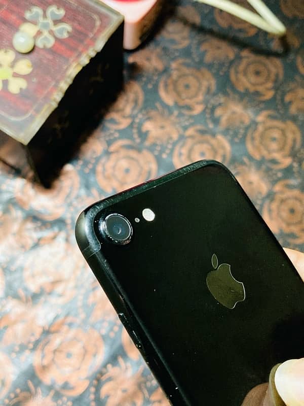 iPhone 7 128Gb PTA 4