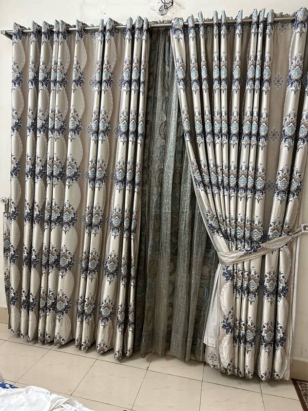 curtains for sale condition 10/10 2