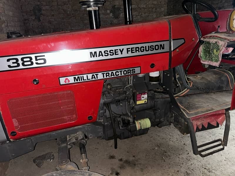 Massey Ferguson 385 6