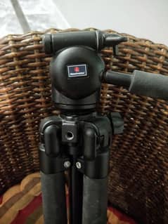 manfrotto tripod