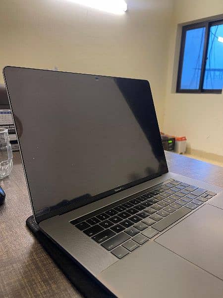 Macbook Pro 2018 32Gb / 512 GB 5