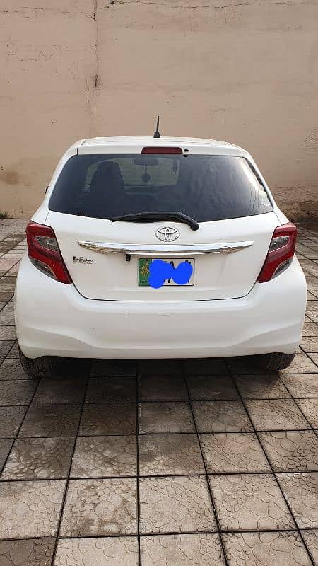 Toyota Vitz 2014 1