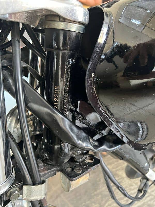 Honda 125 cc Chrome addition self star serial 21 1