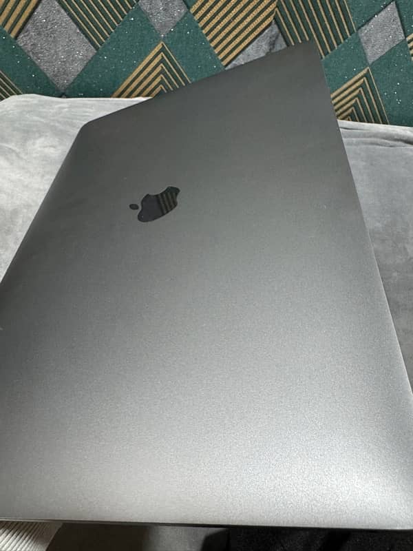 MacBookPro 2018 3