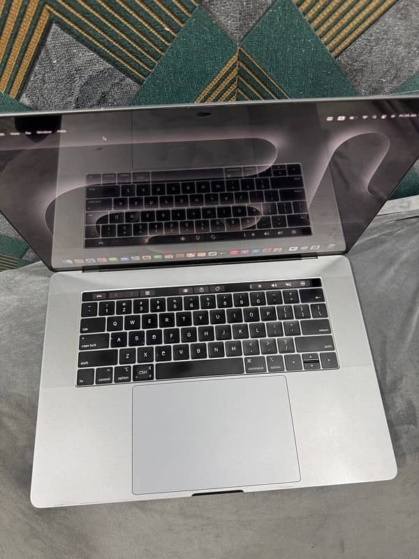 MacBookPro 2018 6