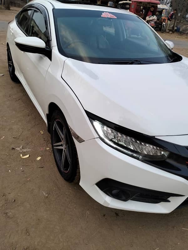 Honda Civic Oriel 2017 8